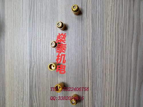 四分之一平气嘴